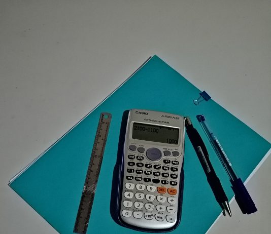 Suma y resta de cantidades en situaciones cotidianas: ¿Con o sin calculadora?